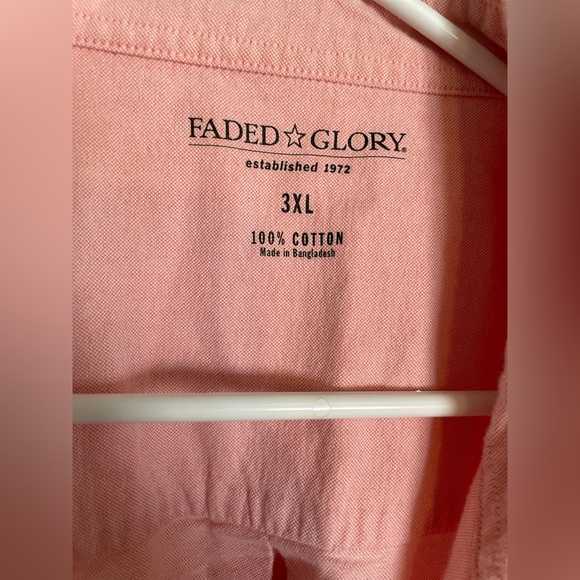 Men’s Big and Tall Button up shirt - Picture 2 of 3